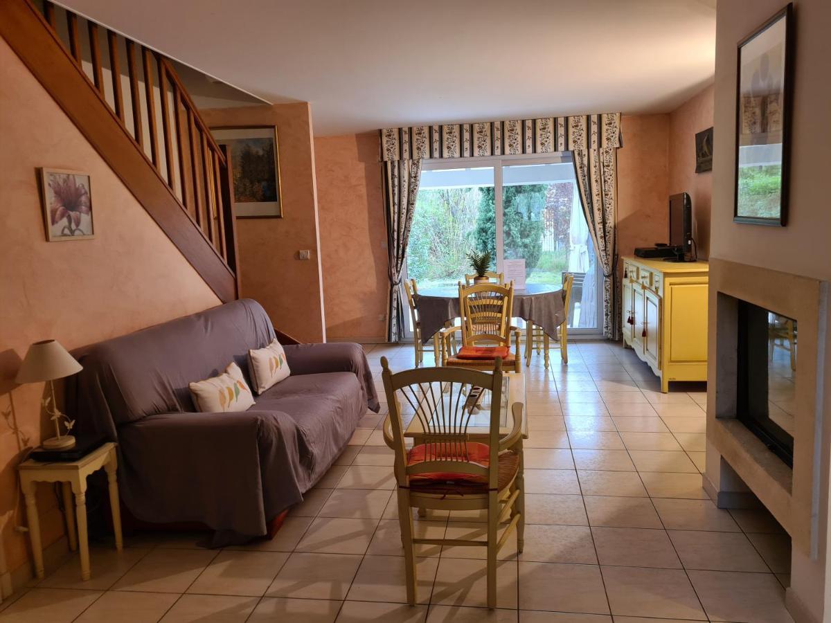 Joli Mazet Provencal De Camargue Villa Arles Exterior photo
